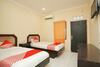 Hostal Oyo 2003 Female Guest House