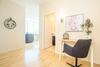 Pristine 2b 21st Flr Condo With Parking Near Cn Tower!