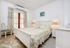 Cabopino Apartment Sleeps 4 Pool Air Con Wifi