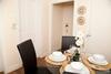 Snug - Logie Baird Apartment