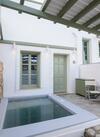 Apartamento Theasis Suites
