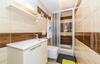 Five-bedroom Holiday Home In Vinisce