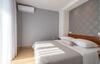Six-bedroom Holiday Home In Vinisce