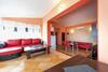 Hostal Apartments Karen