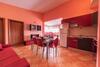 Hostal Apartments Karen