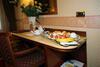 Mokinba Hotels King