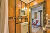 Apartamento Renovated Riverfront Retreat With Deck And Views