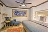 Apartamento Renovated Riverfront Retreat With Deck And Views