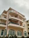 Apartments With A Parking Space Makarska - 17709
