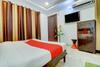 Oyo 82347 Hotel Silver Ray