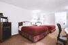 Hotel Sky-palace Inn & Suites Mccook