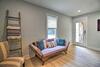 New! Renovated 2 Bed 2 Bath Apartment Downtown