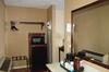 Hotel Golden Manor Inn & Suites