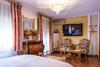 Hostal Lima