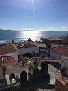 Ocean Front Antique House, Private Beach!
