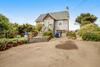 Sea Cliff Cottage