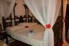 Bed & Breakfast Luna House Moyo Wa Dunia Ltd