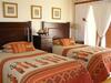 Hostal Avon Road Guest House & Tours