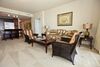 Aparthotel Laketown Wharf By Resort Collection