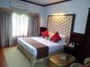Hotel Regant Lake Village