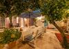 Hostal Villa Mike