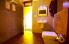 Hotel Bamboo Creek Resort