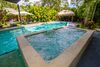 Aparthotel Sandcastles 1770 Motel & Resort